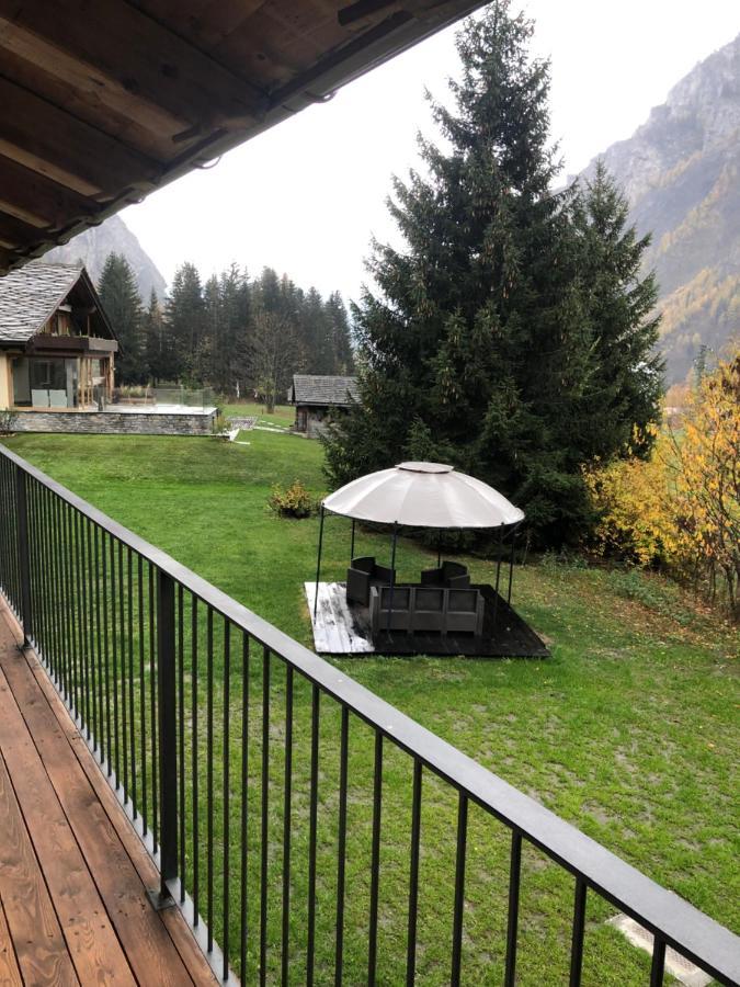 Appartamenti Vista Monte Bianco Courmayeur-Entreves Exteriér fotografie